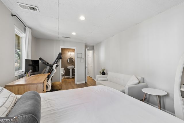 2810 Windrush Lane, Roswell, GA 30076