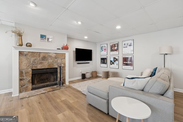 2810 Windrush Lane, Roswell, GA 30076