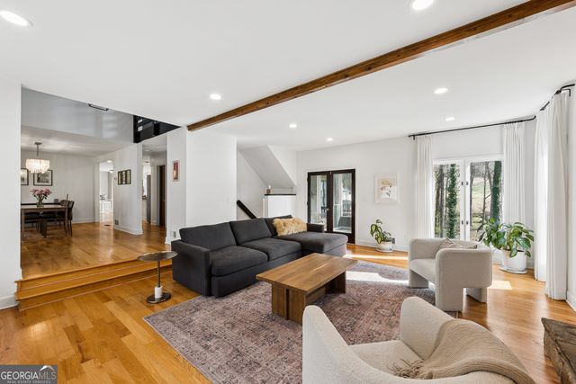 2810 Windrush Lane, Roswell, GA 30076