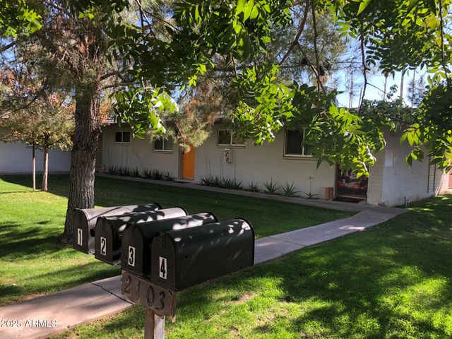 2103 S GRANADA Drive Unit 2, Tempe, AZ 85282