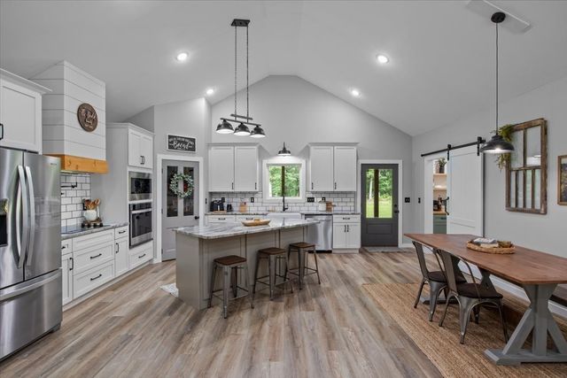 260 Perkins Ln, Waverly, TN 37185