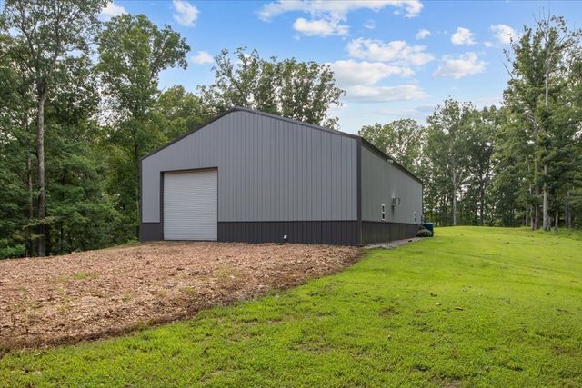 260 Perkins Ln, Waverly, TN 37185