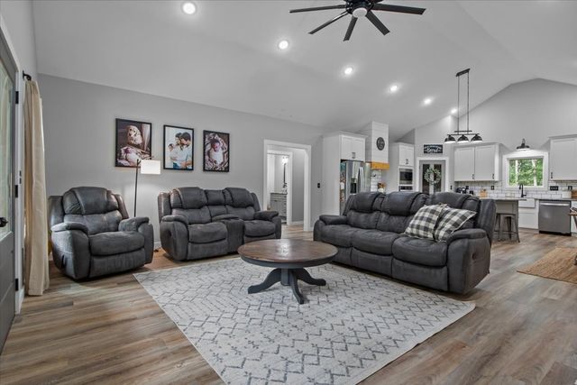 260 Perkins Ln, Waverly, TN 37185