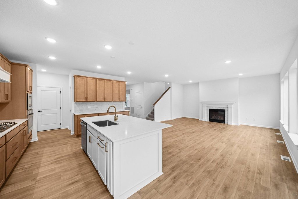 10557 Minnesota Lane N, Maple Grove, MN 55369 — photo 5