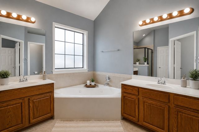 1002 Grover Court, Cedar Hill, TX 75104