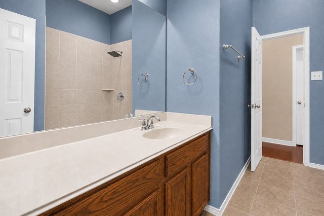 1002 Grover Court, Cedar Hill, TX 75104