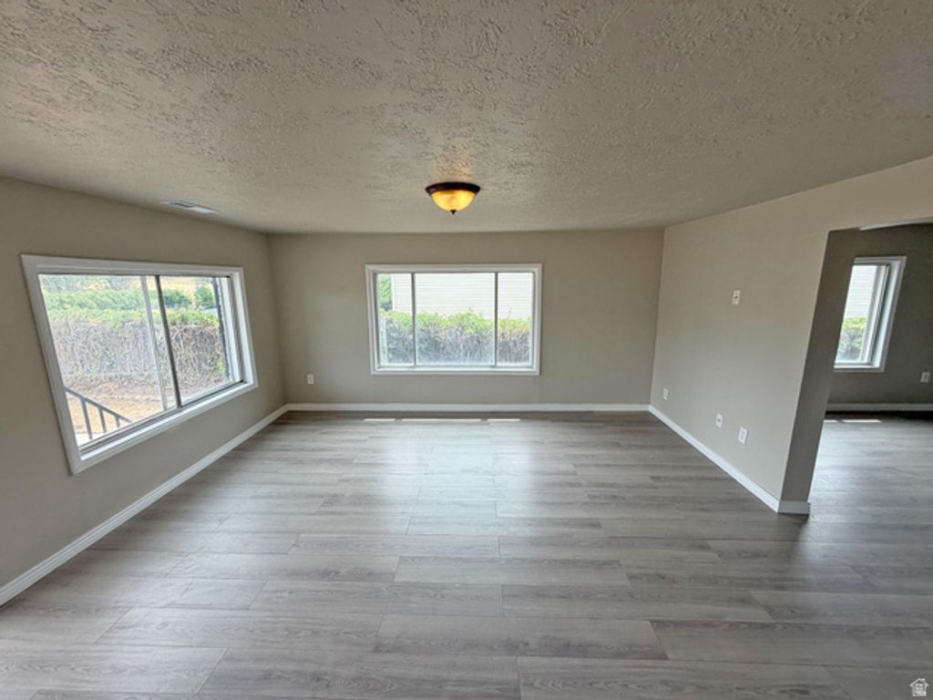 241 N 7TH ST, Tooele, UT 84074 — photo 3