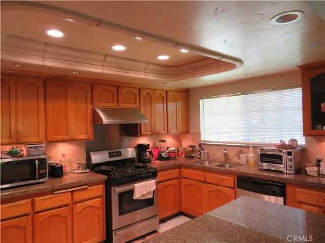 6996 Naomi Avenue, Buena Park, CA 90620