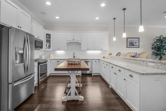 227 Fort King George Drive K, Darien, GA 31305