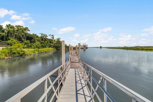 227 Fort King George Drive K, Darien, GA 31305