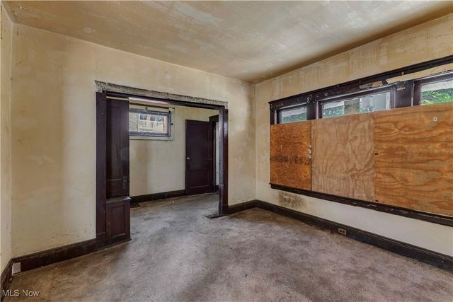 910 Wheelock Road, Cleveland, OH 44103