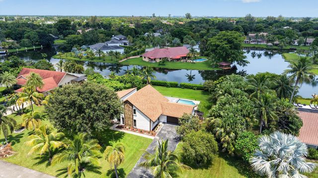 1640 SW 120TH Terrace, Davie, FL 33325