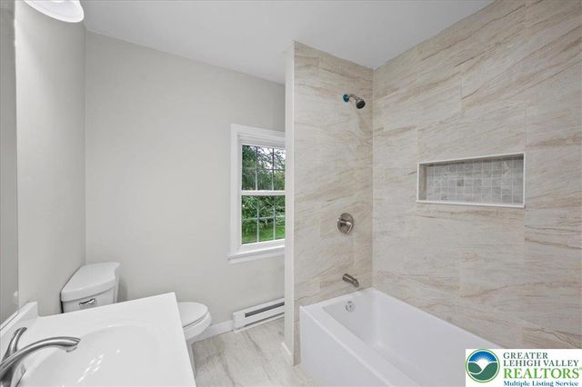 8312 Mertztown Road, Alburtis Boro, PA 18011