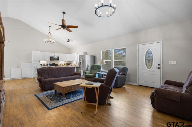 256 County Road 2749, Mineola, TX 75773