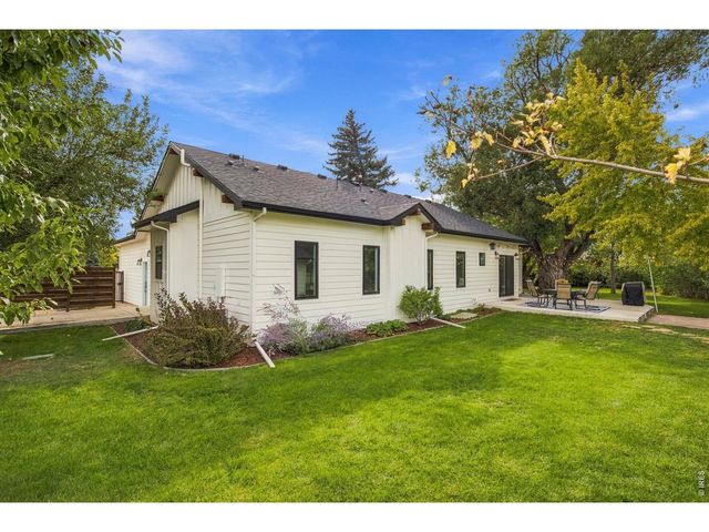 209 Ranch Acres Dr, Loveland, CO 80538