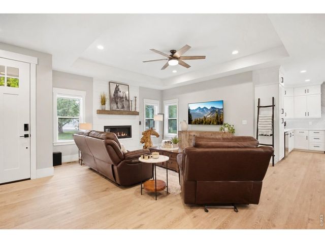 209 Ranch Acres Dr, Loveland, CO 80538