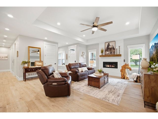 209 Ranch Acres Dr, Loveland, CO 80538