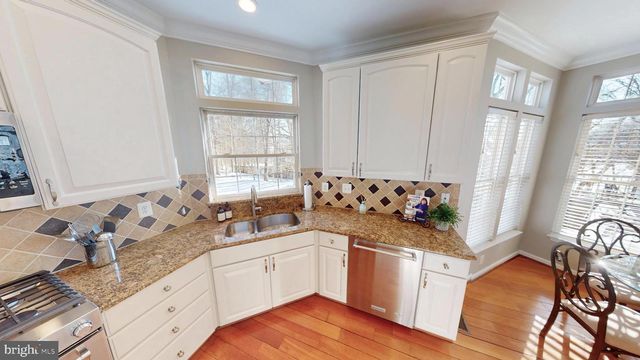 47421 RIVER CREST ST, Sterling, VA 20165