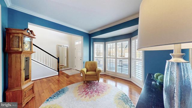 47421 RIVER CREST ST, Sterling, VA 20165