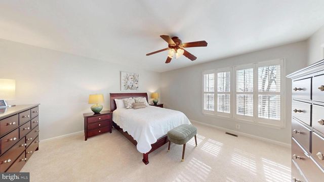 47421 RIVER CREST ST, Sterling, VA 20165