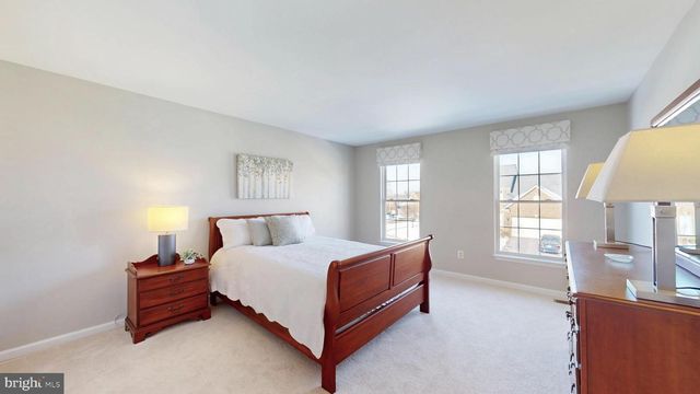 47421 RIVER CREST ST, Sterling, VA 20165