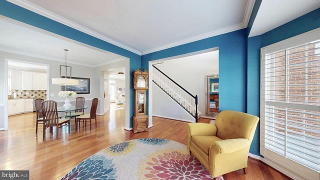 47421 RIVER CREST ST, Sterling, VA 20165