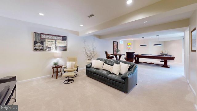 47421 RIVER CREST ST, Sterling, VA 20165