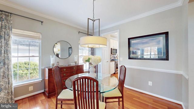 47421 RIVER CREST ST, Sterling, VA 20165