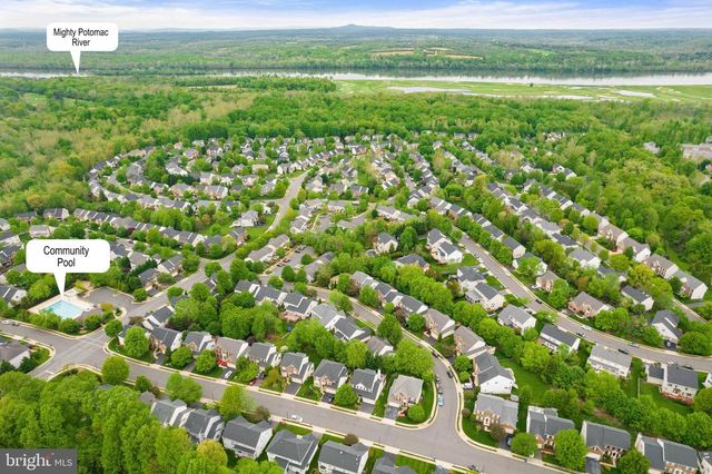 47421 RIVER CREST ST, Sterling, VA 20165