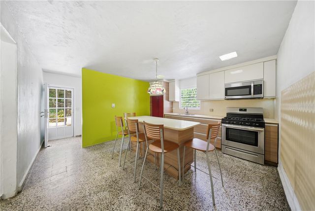 COMM MIRANDA BO. ALMIRANTE SUR 249, Vega Baja, PR 00693