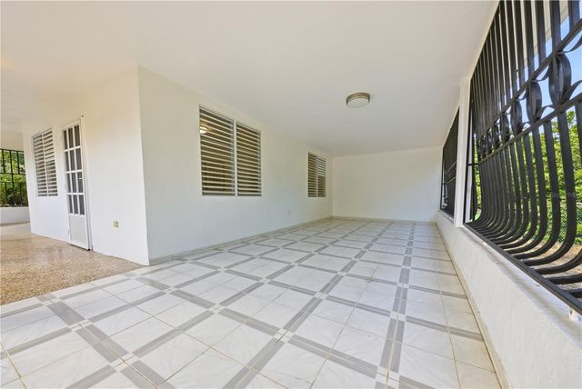 COMM MIRANDA BO. ALMIRANTE SUR 249, Vega Baja, PR 00693