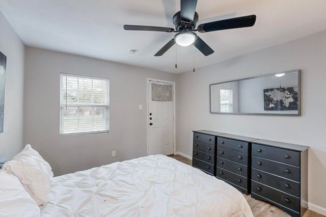 1532 Whitaker Avenue, Dallas, TX 75216