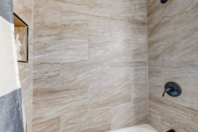 1532 Whitaker Avenue, Dallas, TX 75216