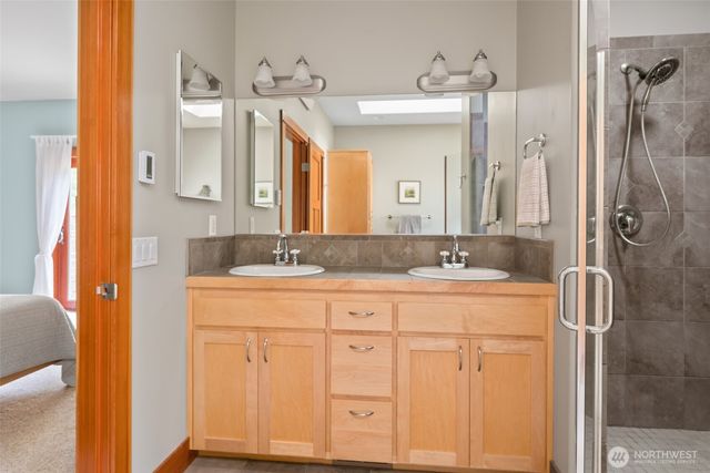 2106 Parker Road NE, Coupeville, WA 98239