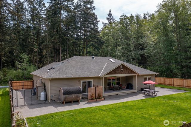 2106 Parker Road NE, Coupeville, WA 98239