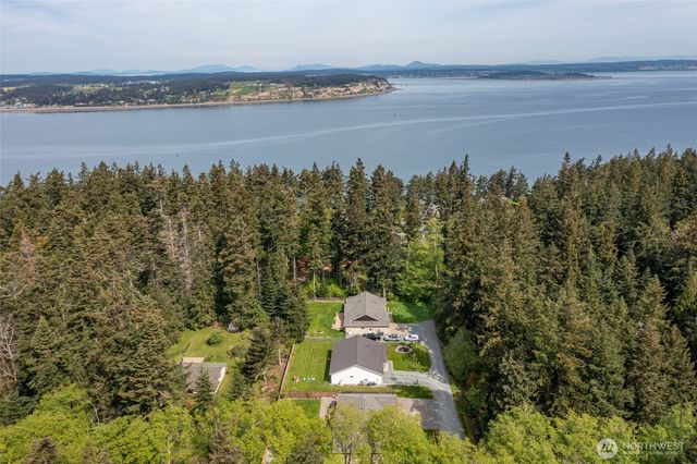 2106 Parker Road NE, Coupeville, WA 98239