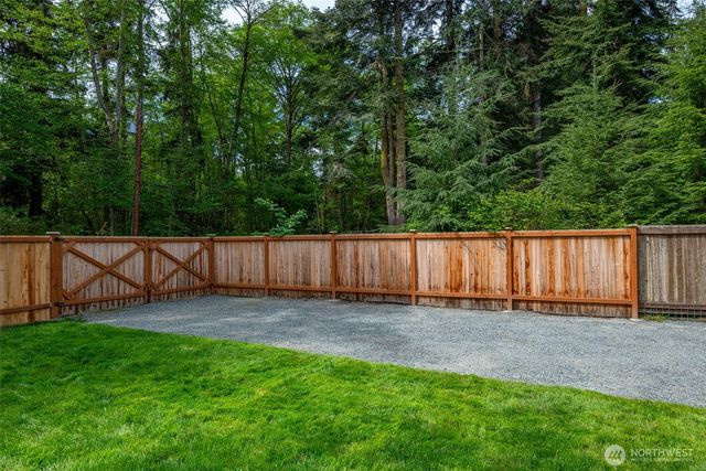 2106 Parker Road NE, Coupeville, WA 98239