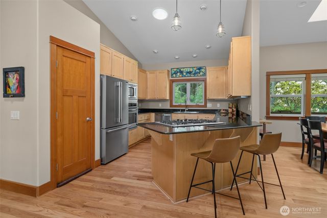 2106 Parker Road NE, Coupeville, WA 98239