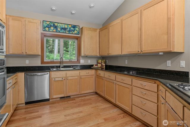 2106 Parker Road NE, Coupeville, WA 98239