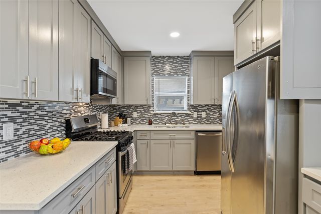 2327 Langdon Avenue, Dallas, TX 75235