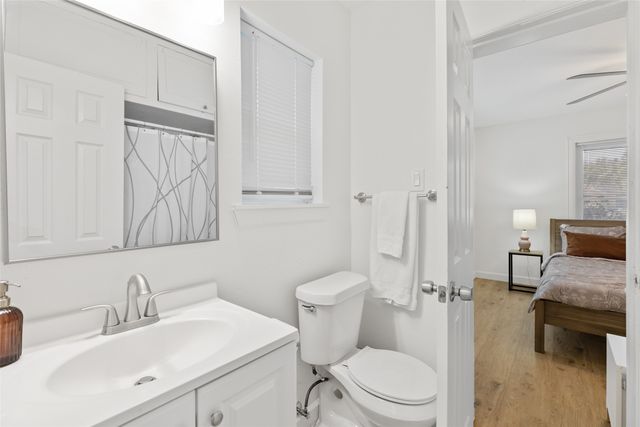 2327 Langdon Avenue, Dallas, TX 75235