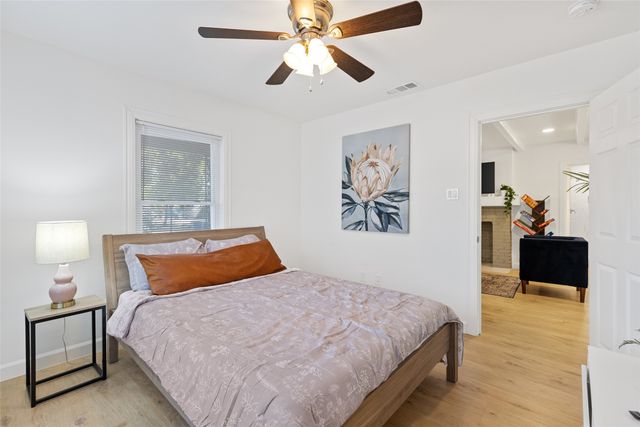 2327 Langdon Avenue, Dallas, TX 75235
