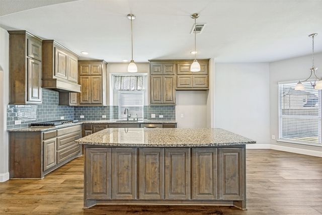 212 Wandering Way, Anna, TX 75409