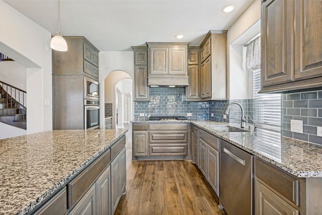 212 Wandering Way, Anna, TX 75409