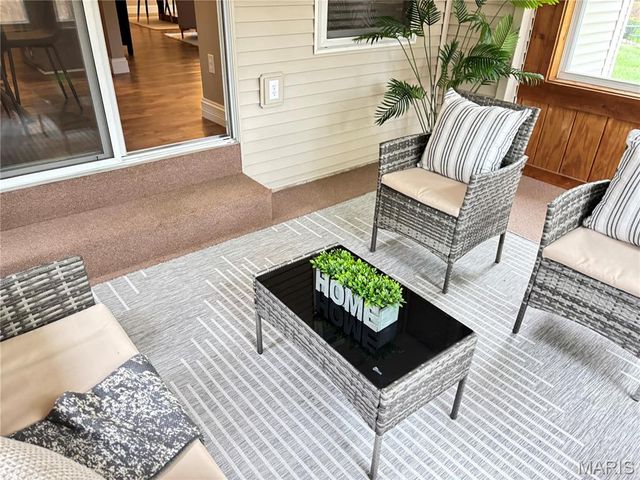 2203 Argonne Meadows Drive, Lake St Louis, MO 63367