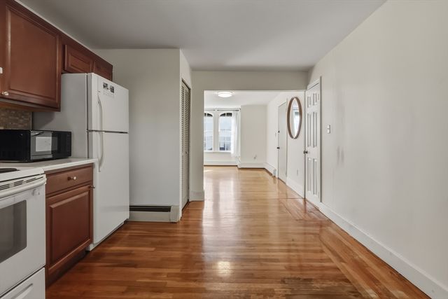 50 Monmouth St 1, Boston, MA 02128