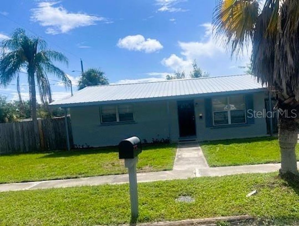 6402 S CAMERON AVENUE, Tampa, FL 33616