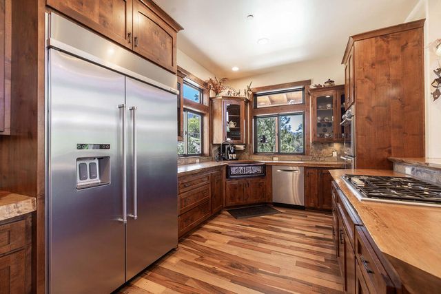 32311 Rim Of The World Drive, Fawnskin, CA 92333