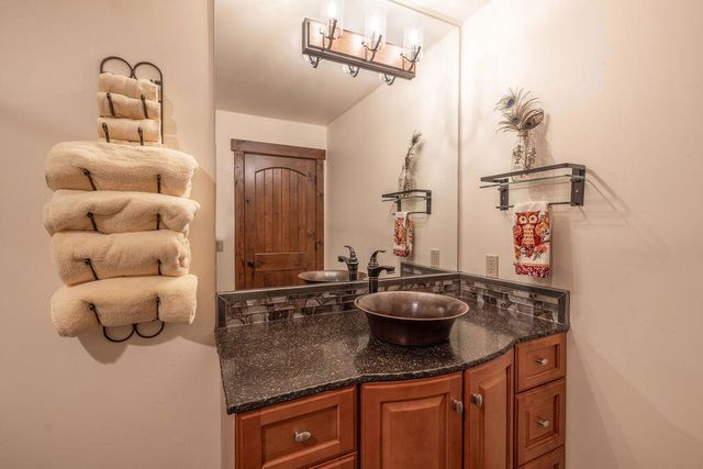 32311 Rim Of The World Drive, Fawnskin, CA 92333