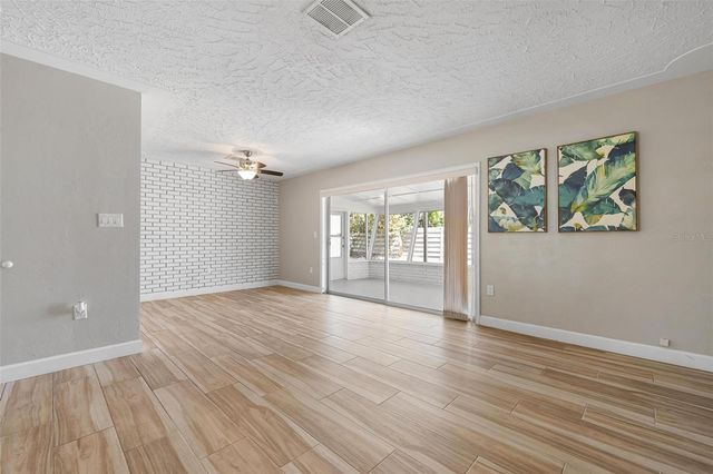 4213 DES PLAINES DRIVE, Sarasota, FL 34233